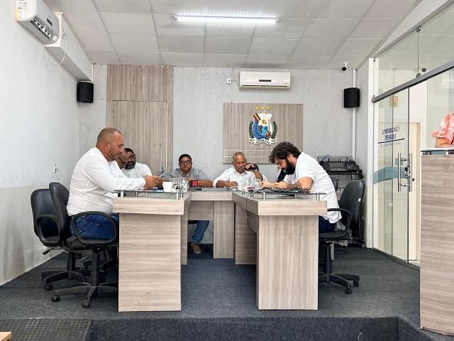 Jatobá: Quinta Sessão Ordinária do Segundo Período da Sétima Legislatura foi Realizada; Fotos e Vídeo